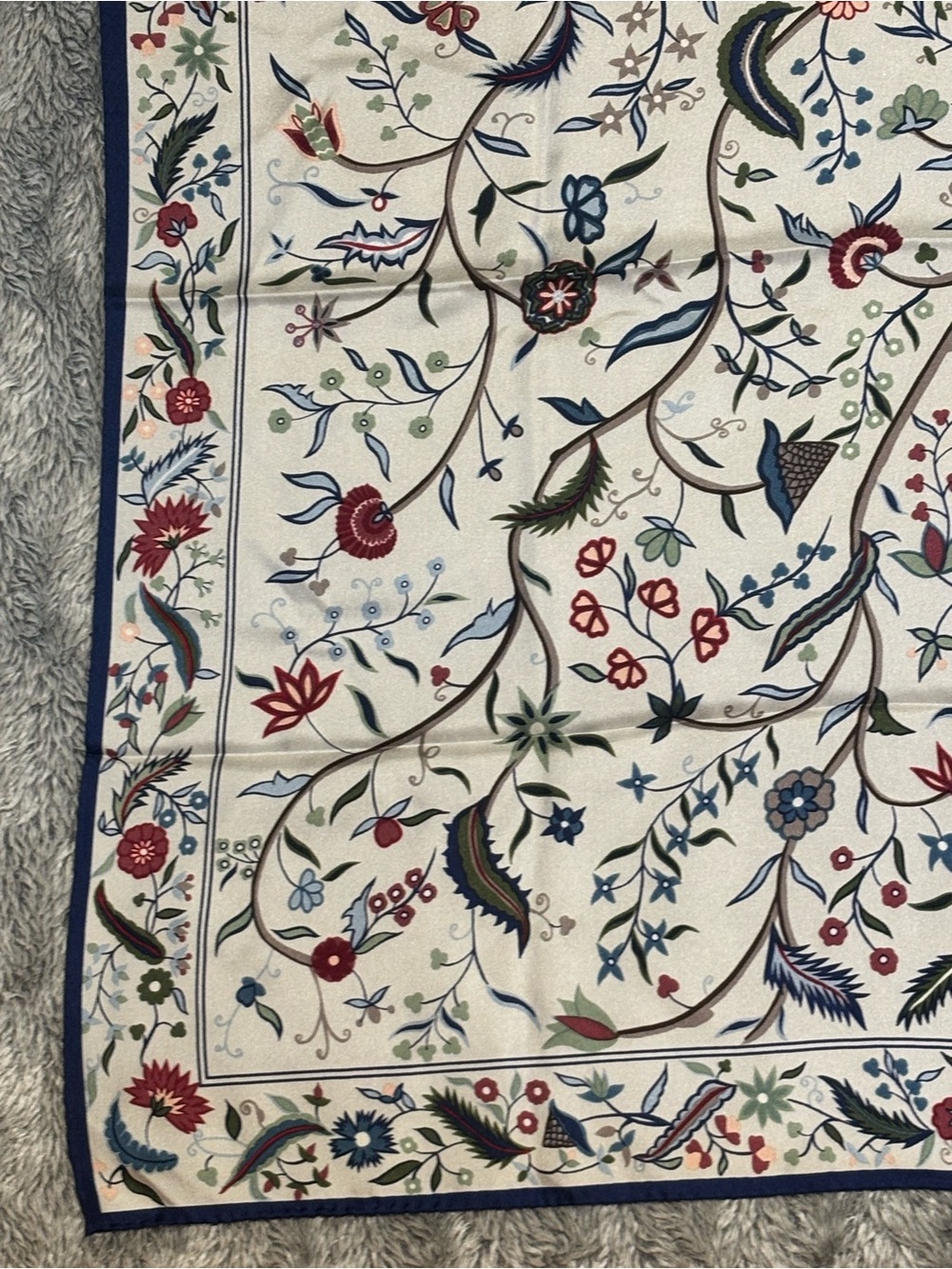Floral Silk Scarf from Art Institute of Chicago 31” Multi Colored Flowers - Picture 12 of 16